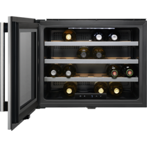 cave à vin aeg-cave-a-vins-encastrable-niche-45cm